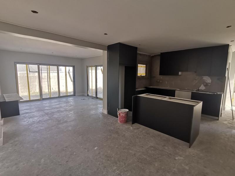 To Let 3 Bedroom Property for Rent in Bracken Heights Western Cape